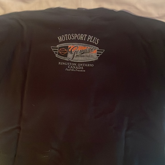 Harley Davidson shirt with store location on back - Picture 2 of 2